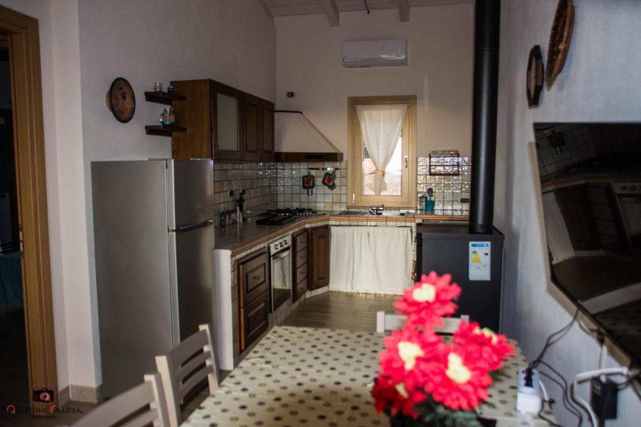Вилла Casa Vacanza Le Dune Сант'Анна-Аррези Экстерьер фото