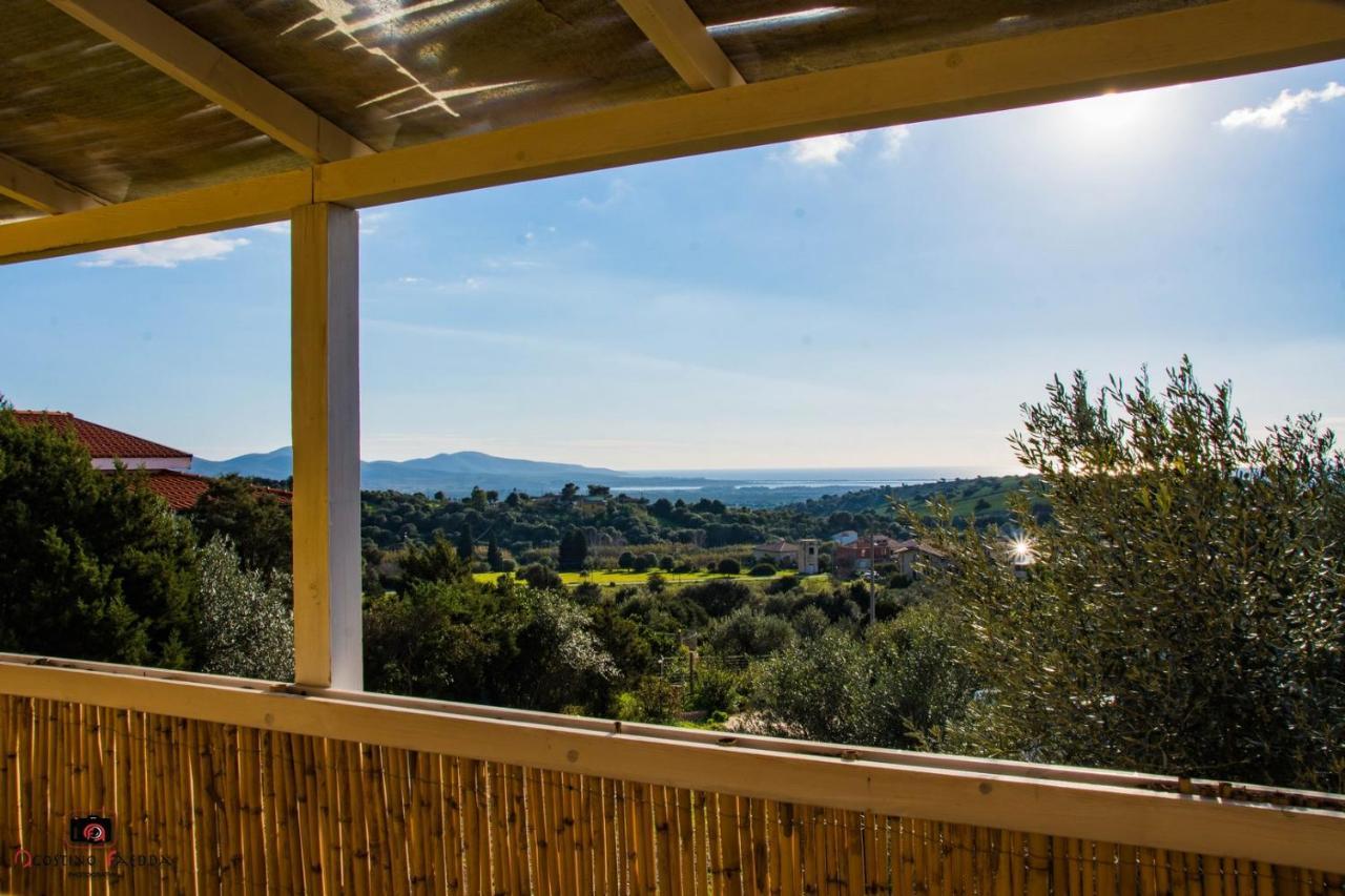 Вилла Casa Vacanza Le Dune Сант'Анна-Аррези Экстерьер фото